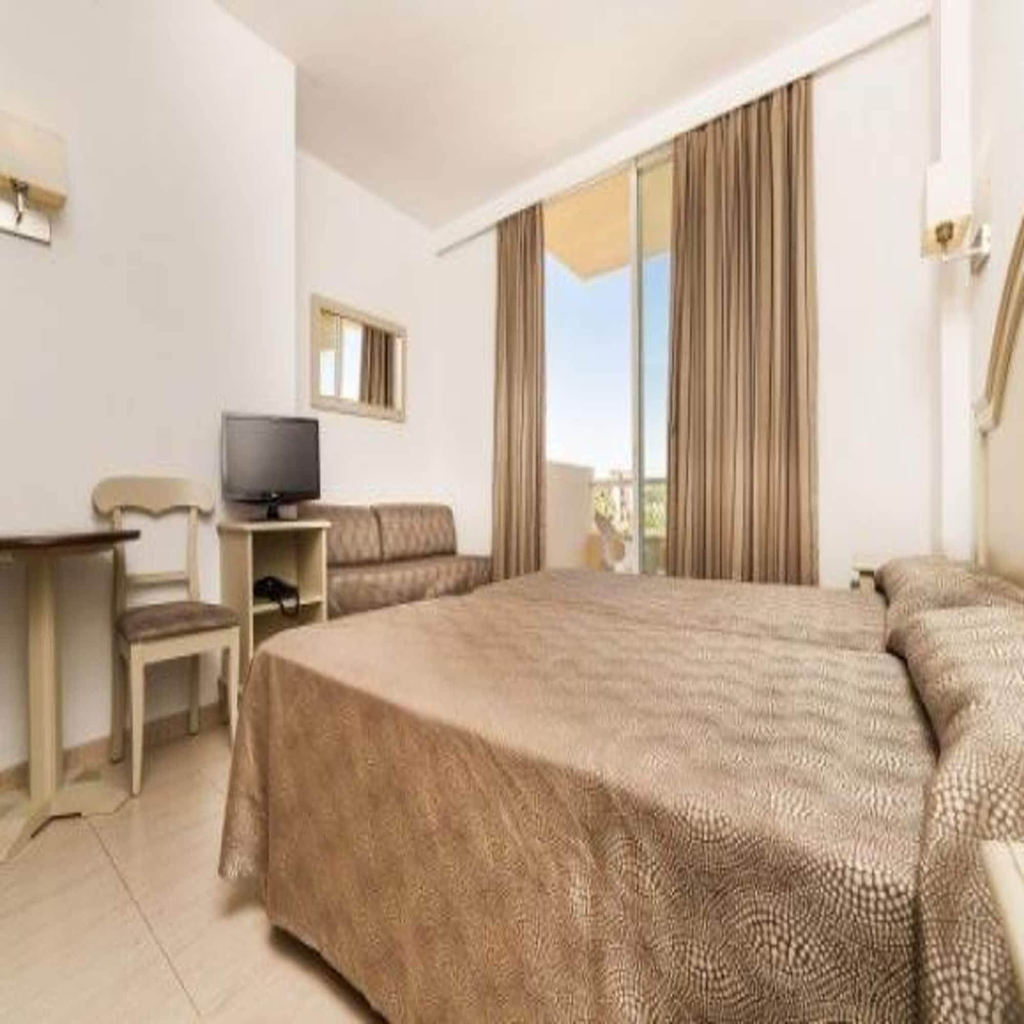 فندق Garbi Cala Millor كالا مييور المظهر الخارجي الصورة